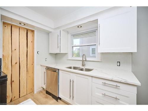 12 Cliff Road, St. Catharines, ON - Indoor Photo Showing Kitchen With Double Sink