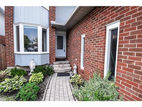 29 Capri Street, Thorold, ON - Outdoor