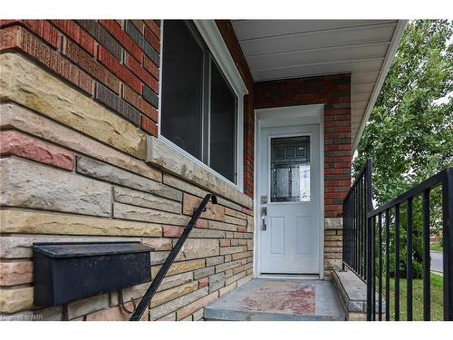 261 Vine Street, St. Catharines, ON - Outdoor With Exterior