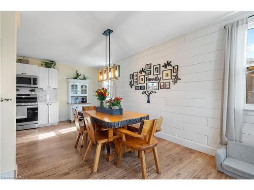 2951 Chippawa Road, Port Colborne, ON - Indoor Photo Showing Dining Room