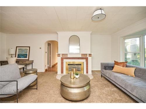 548 Prospect Point Road N, Ridgeway, ON - Indoor Photo Showing Living Room With Fireplace