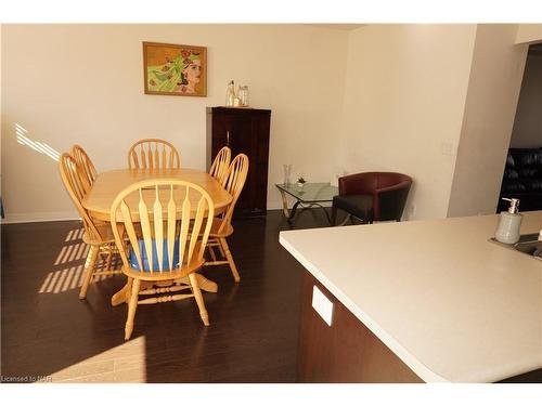 4047 Maitland St Street, Beamsville, ON - Indoor Photo Showing Dining Room