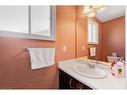 7715 Swan Street, Niagara Falls, ON  - Indoor Photo Showing Bathroom 