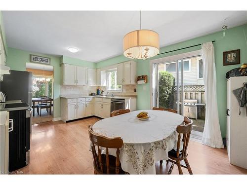 7715 Swan Street, Niagara Falls, ON - Indoor Photo Showing Dining Room