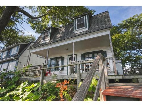 4041 Crystal Beach Hill Lane, Crystal Beach, ON - Outdoor With Deck Patio Veranda