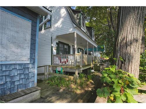 4041 Crystal Beach Hill Lane, Crystal Beach, ON - Outdoor With Deck Patio Veranda