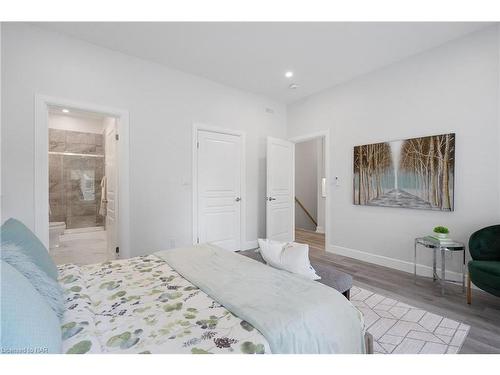 3765 Disher Street, Ridgeway, ON - Indoor Photo Showing Bedroom