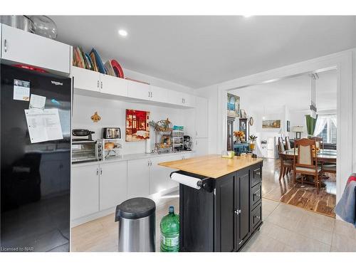 283 Oakcrest Avenue, Welland, ON - Indoor Photo Showing Kitchen