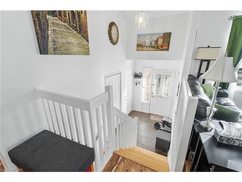 283 Oakcrest Avenue, Welland, ON - Indoor Photo Showing Other Room