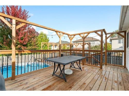 283 Oakcrest Avenue, Welland, ON - Outdoor With Above Ground Pool With Deck Patio Veranda With Exterior