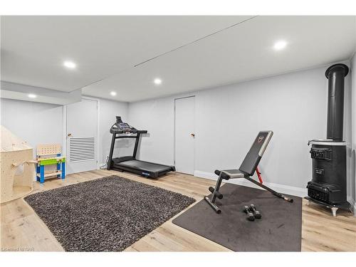 12 Northwood Drive, St. Catharines, ON - Indoor Photo Showing Gym Room