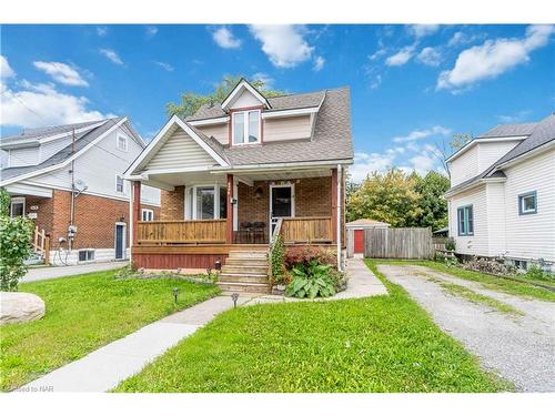 4586 Fifth Avenue, Niagara Falls, ON - Outdoor With Deck Patio Veranda