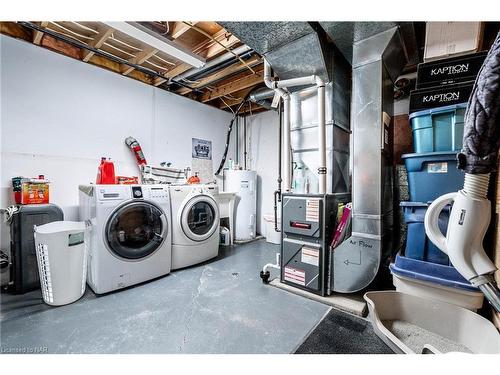 45 Knoll Street, Port Colborne, ON - Indoor Photo Showing Laundry Room