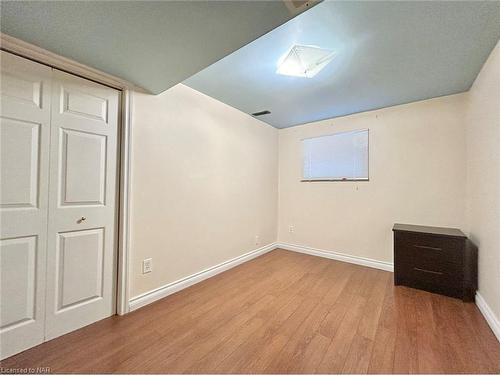 Lower-22 Augusta Avenue, St. Catharines, ON - Indoor Photo Showing Other Room