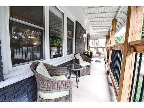 324 Morningstar Avenue, Welland, ON - Outdoor With Deck Patio Veranda With Exterior