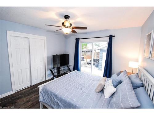 324 Morningstar Avenue, Welland, ON - Indoor Photo Showing Bedroom