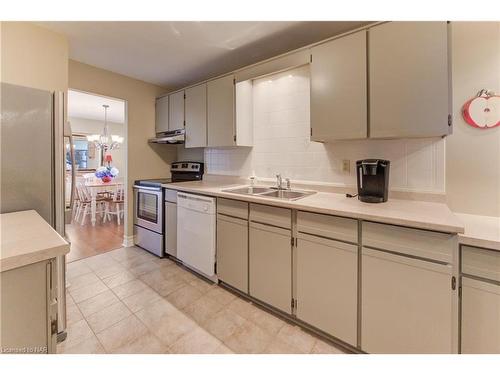 402-141 Church Street, St. Catharines, ON - Indoor Photo Showing Kitchen With Double Sink