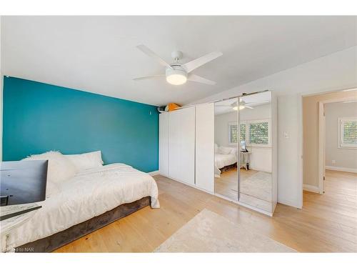 62 Wakil Drive, St. Catharines, ON - Indoor Photo Showing Bedroom