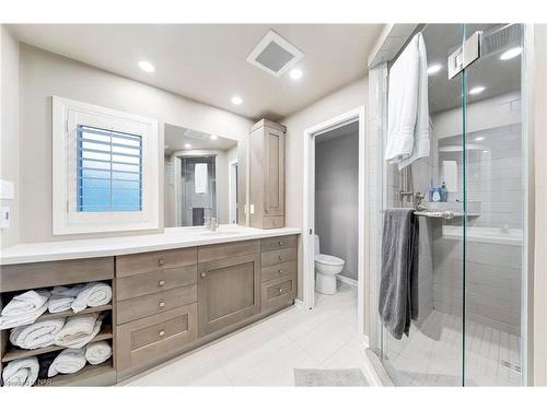 62 Wakil Drive, St. Catharines, ON - Indoor Photo Showing Bathroom