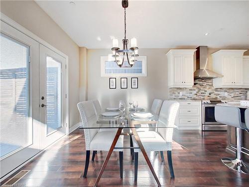 19 Moes Crescent, St. Catharines, ON - Indoor Photo Showing Dining Room