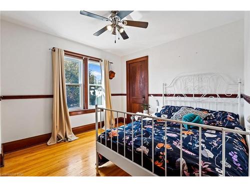 222 Alexandra Street, Port Colborne, ON - Indoor Photo Showing Bedroom