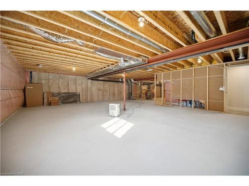 2-300 Richmond Street, Thorold, ON - Indoor Photo Showing Basement