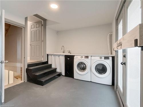 5755 Kitchener Street, Niagara Falls, ON - Indoor Photo Showing Laundry Room