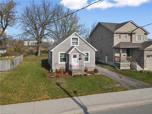 5755 Kitchener Street, Niagara Falls, ON - Outdoor With Facade