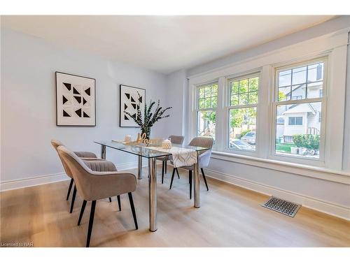 169 Russell Avenue, St. Catharines, ON - Indoor Photo Showing Dining Room