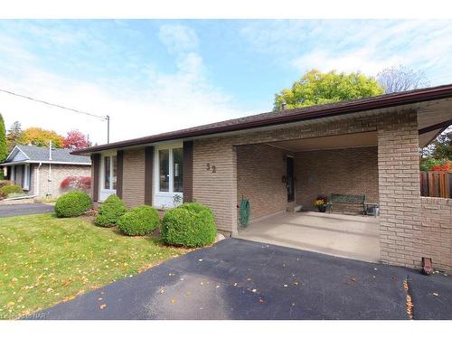 32 Ramsey Street, St. Catharines, ON - Outdoor