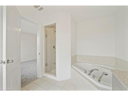 28 Bruton Street, Thorold, ON - Indoor Photo Showing Bathroom