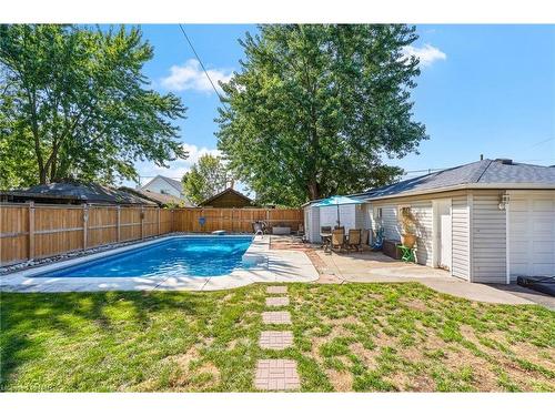 70 Beatrice Street, Welland, ON - Outdoor With In Ground Pool With Backyard