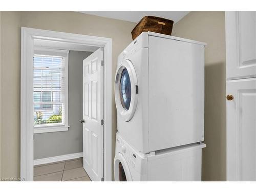 242 Jarvis Street, Fort Erie, ON - Indoor Photo Showing Laundry Room