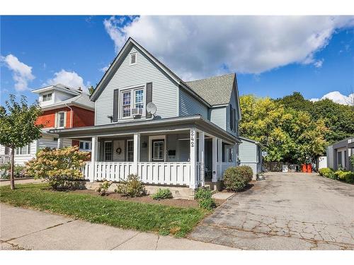 242 Jarvis Street, Fort Erie, ON - Outdoor With Deck Patio Veranda With Facade