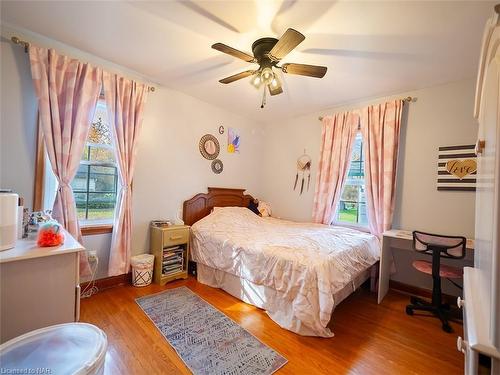 42026 Hwy 3, Wainfleet, ON - Indoor Photo Showing Bedroom