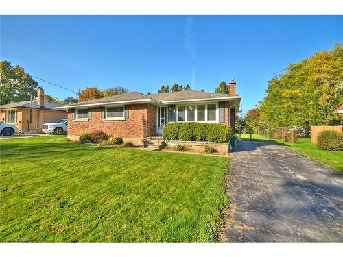 5 Cherrywood Avenue, Fonthill, ON - Outdoor