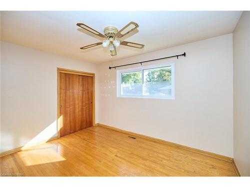 5 Cherrywood Avenue, Fonthill, ON - Indoor Photo Showing Other Room