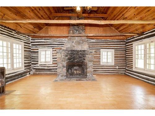 910 Bernard Avenue, Ridgeway, ON - Indoor With Fireplace