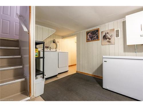 3 Delaware Avenue, St. Catharines, ON - Indoor Photo Showing Laundry Room