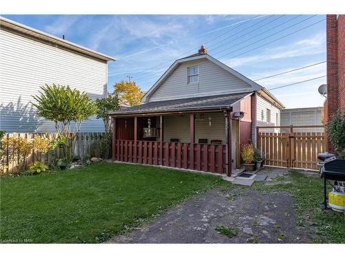 3 Delaware Avenue, St. Catharines, ON - Outdoor With Deck Patio Veranda