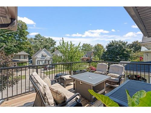 17 Thomas Street, St. Catharines, ON - Outdoor With Deck Patio Veranda With Exterior