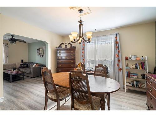 75 Crowland Avenue, Welland, ON - Indoor Photo Showing Dining Room