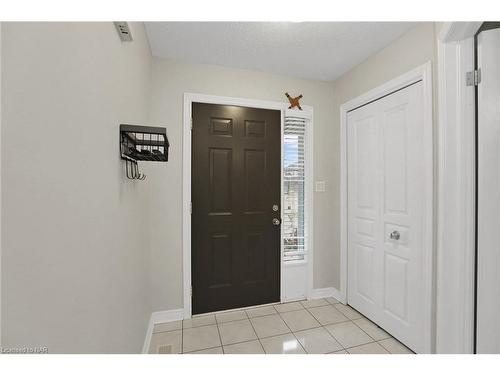 22 Flynn Court, St. Catharines, ON - Indoor Photo Showing Other Room