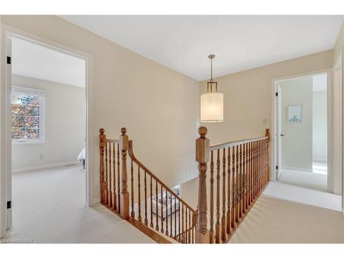 6 Inglis Circle, St. Catharines, ON - Indoor Photo Showing Other Room