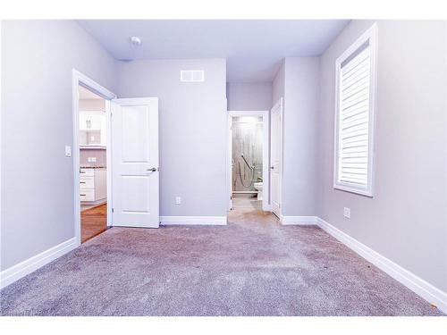 26 Borden Trail, Welland, ON - Indoor Photo Showing Other Room