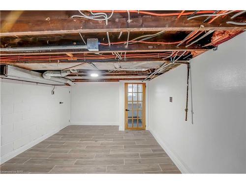 5020 Fifth Avenue, Niagara Falls, ON - Indoor Photo Showing Basement