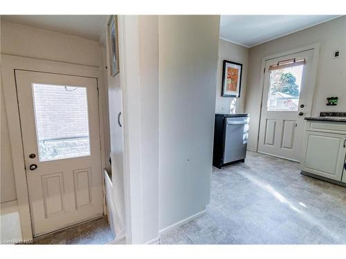 39 Fielden Avenue, Port Colborne, ON - Indoor Photo Showing Other Room