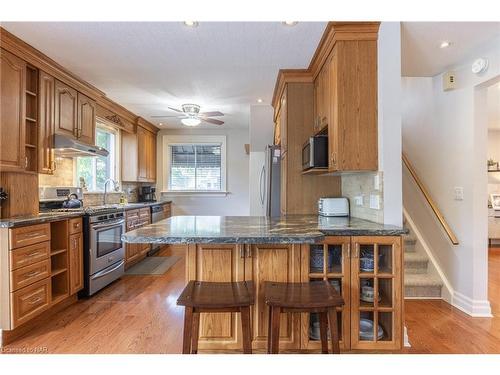 15 Rosewood Avenue, Welland, ON - Indoor Photo Showing Kitchen