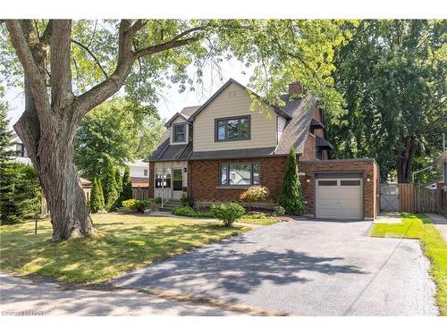 15 Rosewood Avenue, Welland, ON - Outdoor