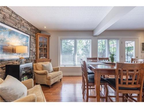 15 Rosewood Avenue, Welland, ON - Indoor Photo Showing Other Room